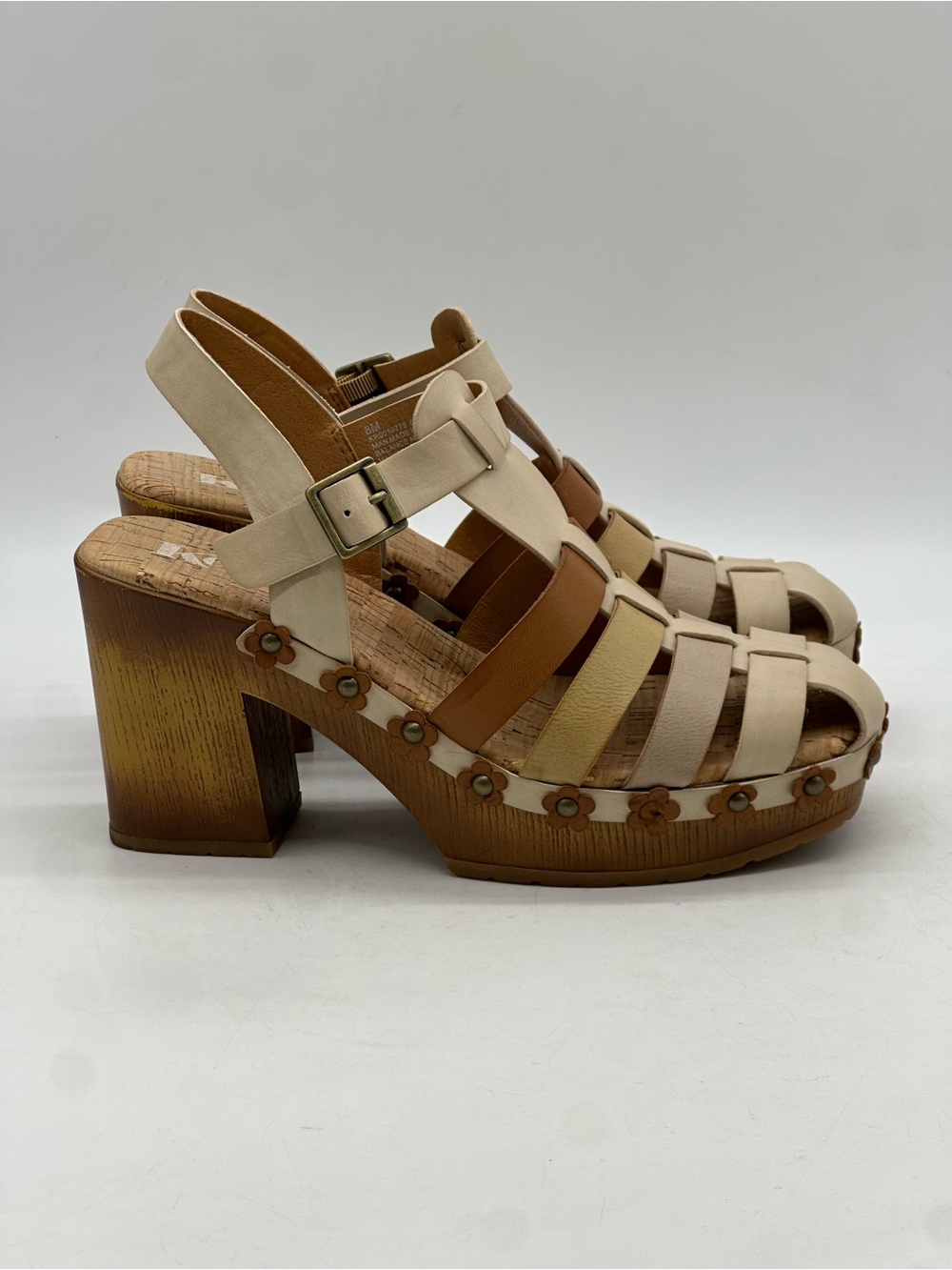 Kork-Ease Williow Strappy Sandals. Size 8.